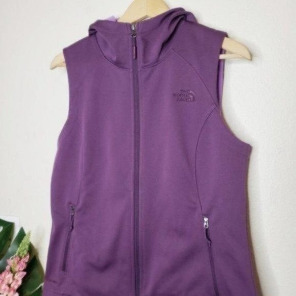 The North Face Purple Canyonwall Hoodie Vest Women's Size Medium - Picture 2 of 7